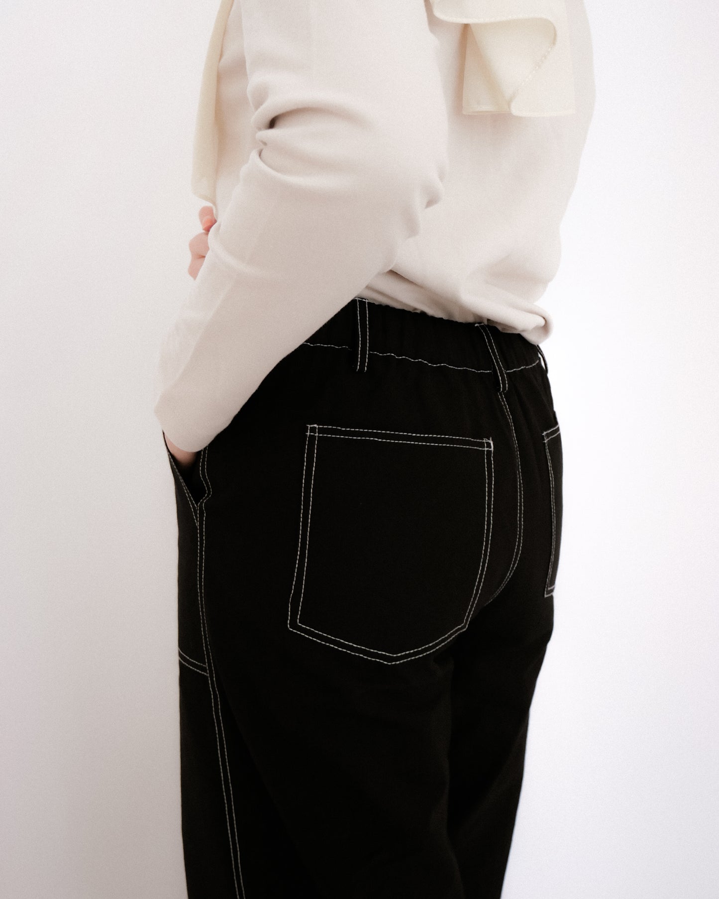 Contrast Stitch Pants in Black